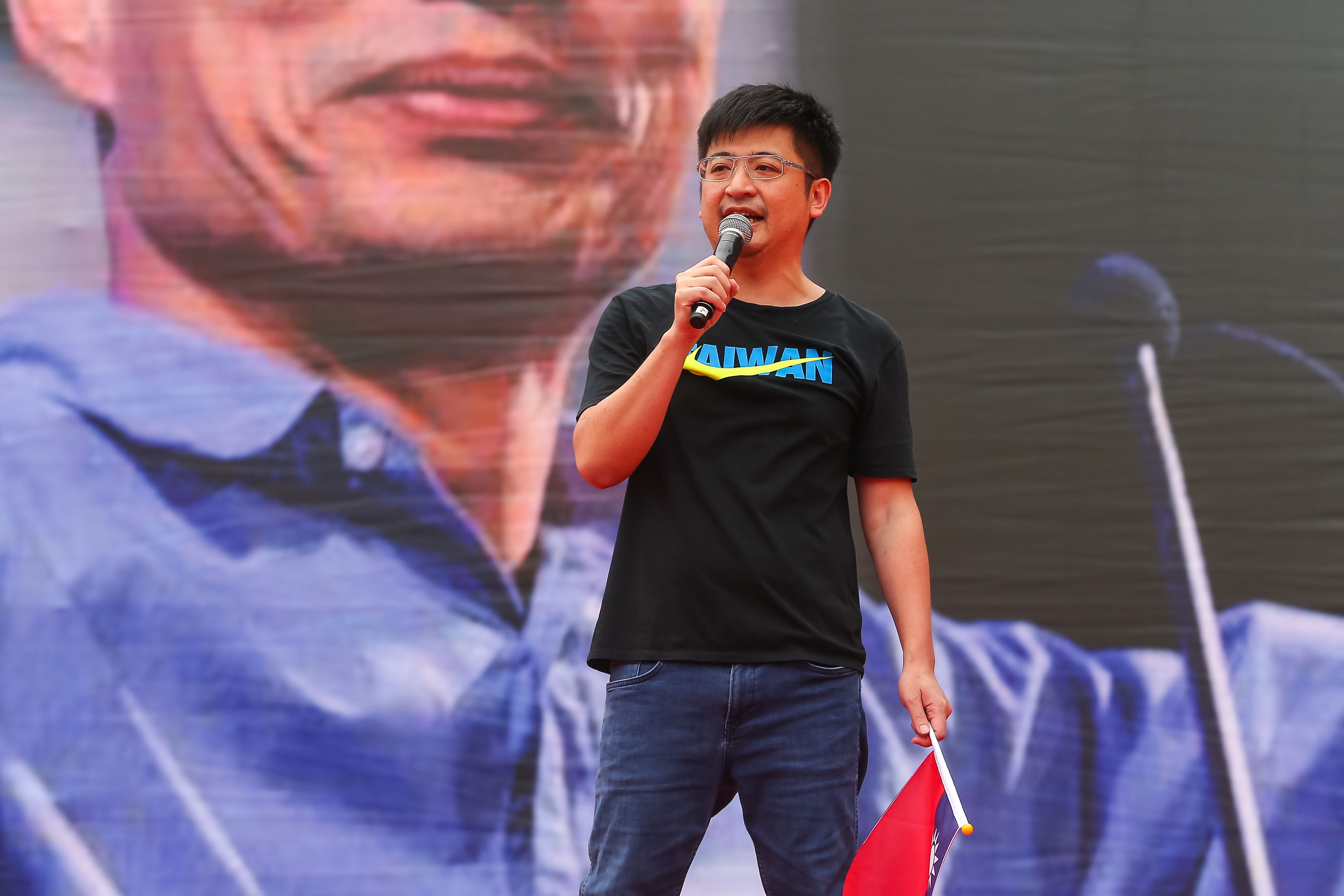 20190622-彰化縣議長謝典霖22日出席台中「決戰2020，贏回台灣」韓國瑜造勢活動。（顏麟宇攝）