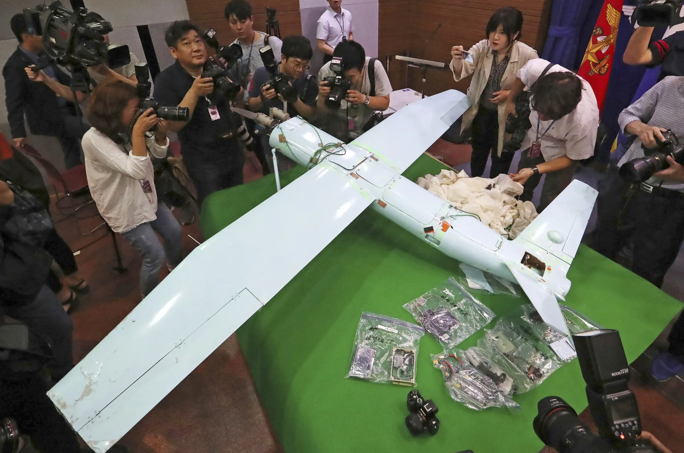 2017年南韓軍方擄獲的北韓無人機（AP）
