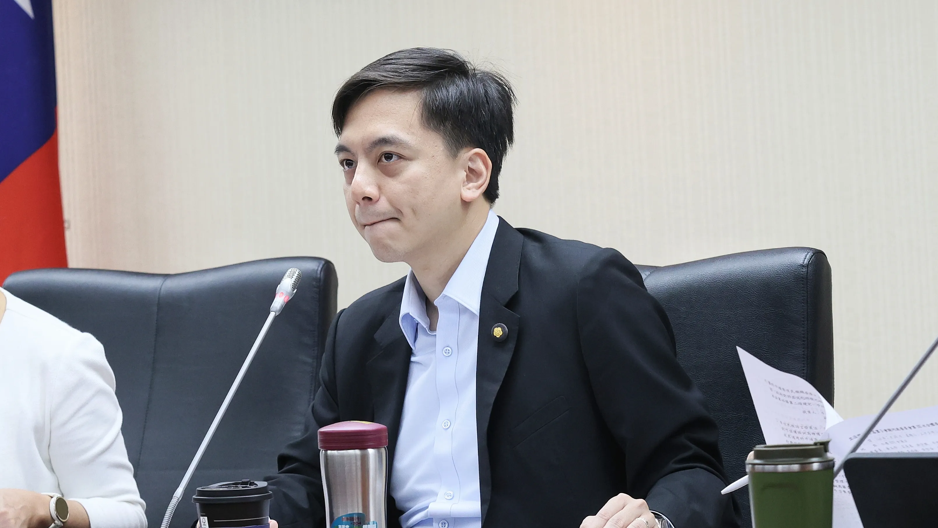 20250811-立委牛煦庭11日出席立法院委員會。(柯承惠攝)