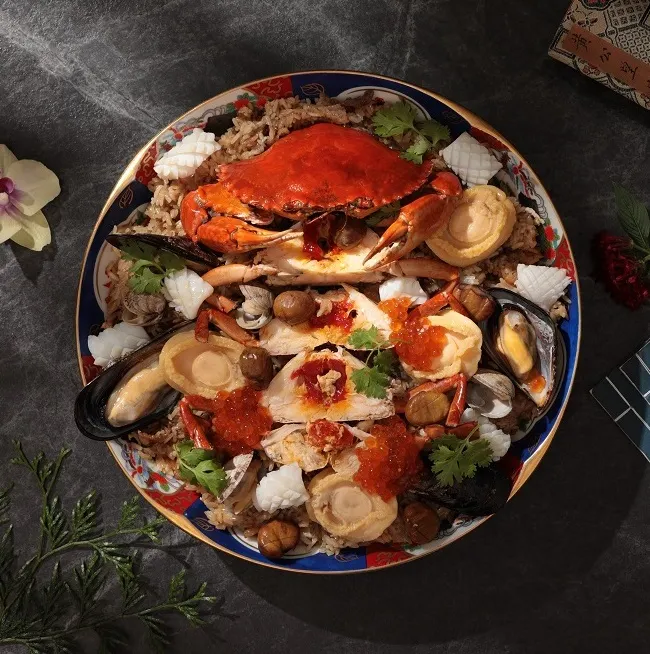 山海樓-紅蟳極品海鮮米糕。