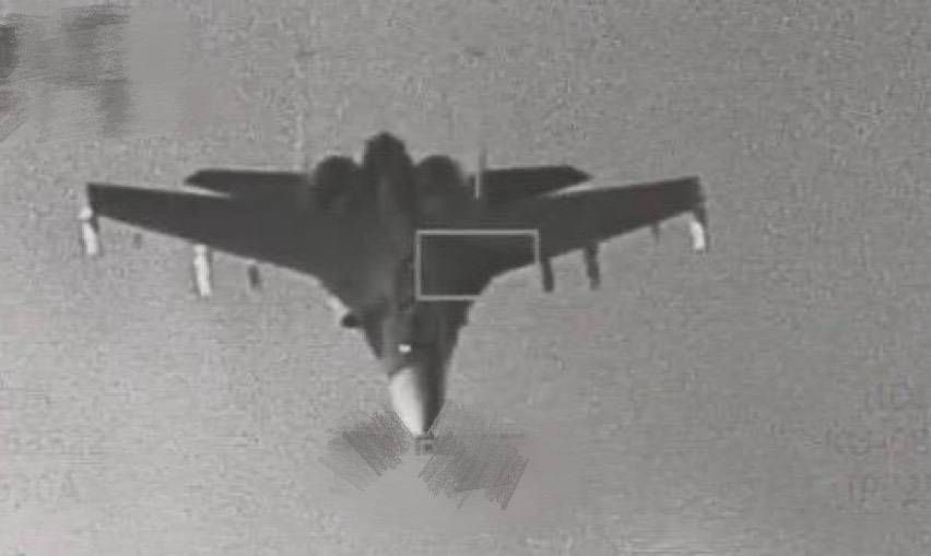 中國解放軍東部戰區宣布「正義使命-2025」對台軍演,空軍F-16型機監控中共殲16型機。(國防部提供)