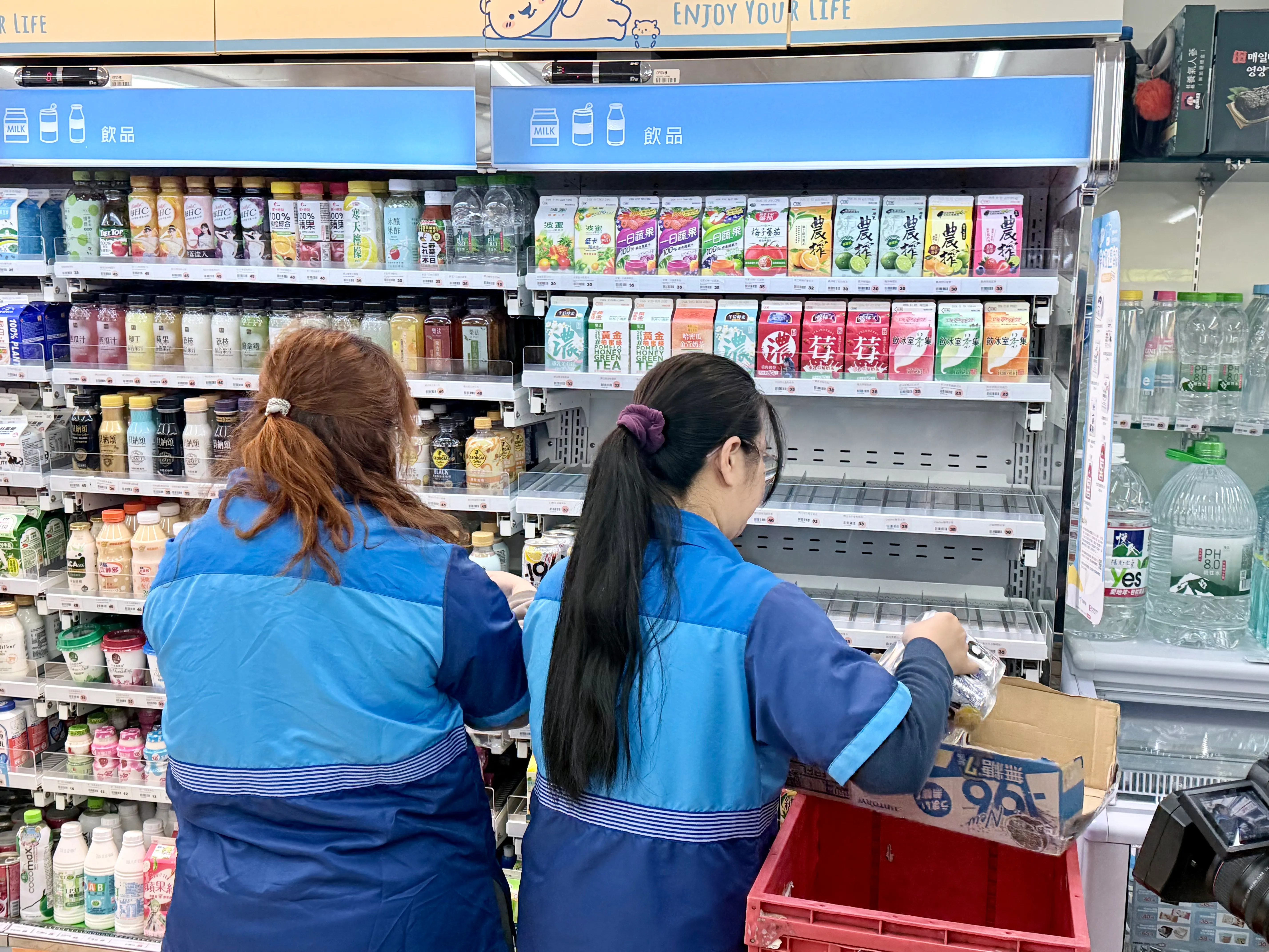 萊爾富在信義區與大安區約有20多家萊爾富門市,整體業績預估可較平日成長約4至5成。(萊爾富提供)