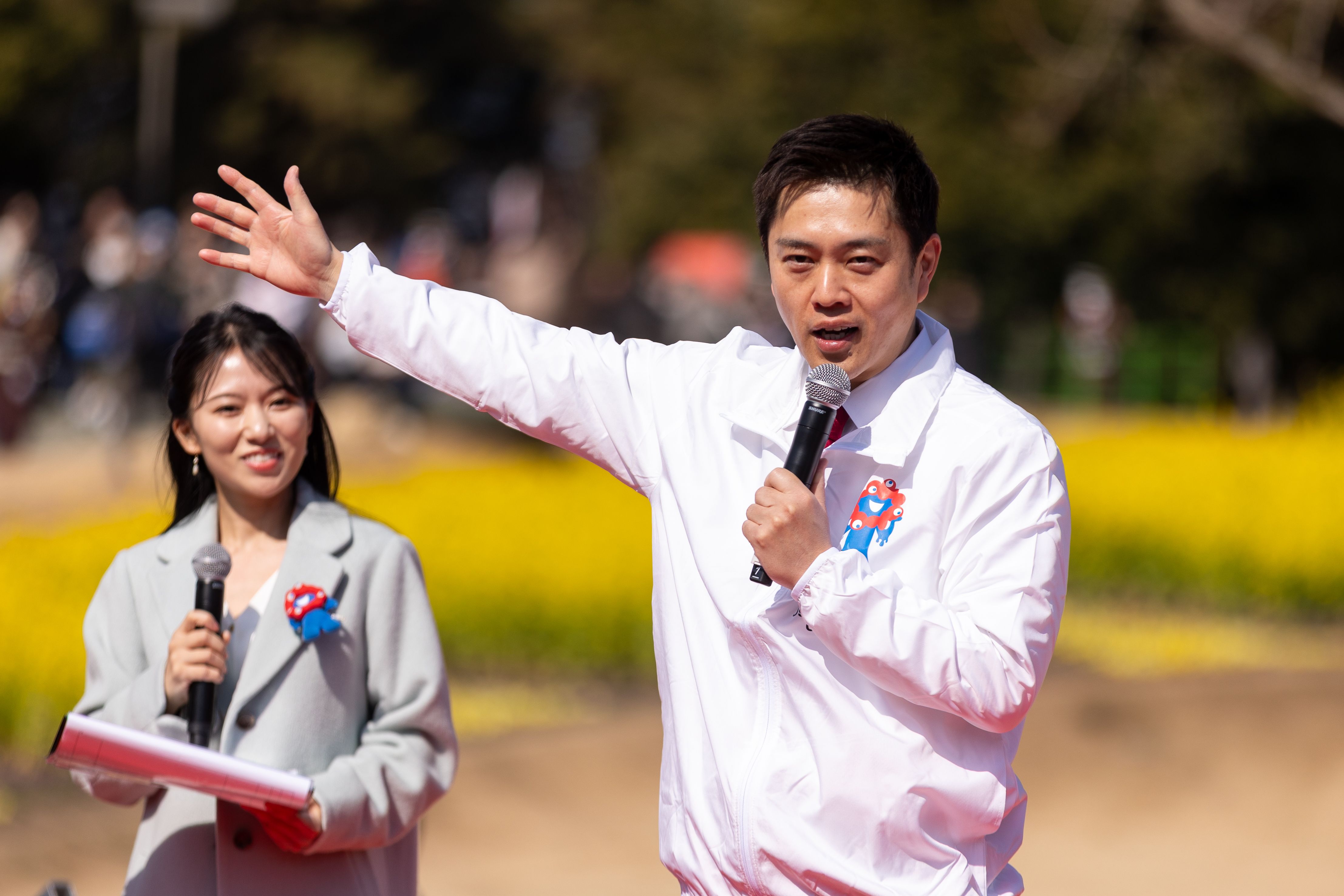 脈脈除幕式.吉村洋文(写真/丁勤紜撮影)