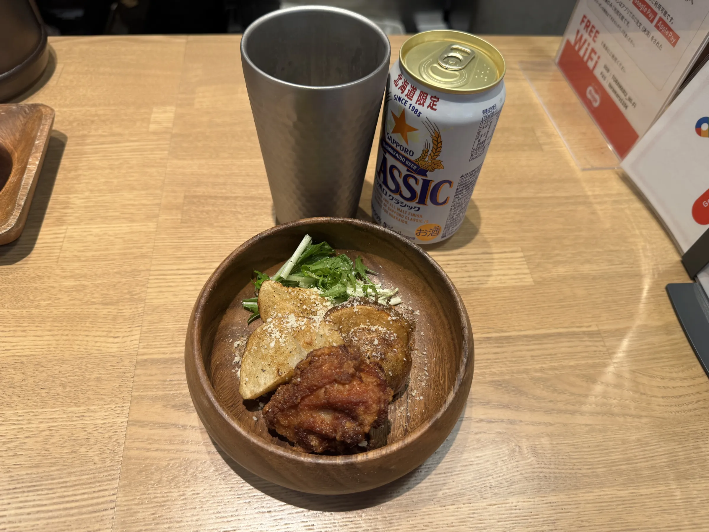 虎ノ門ヒルズで過去最大規模となる87店舗が参加するグルメ巡りイベントが開始され、各店が新たな客層開拓やリピート利用を狙い、独自の工夫を凝らした1000円の限定セットを提供している。黃信維