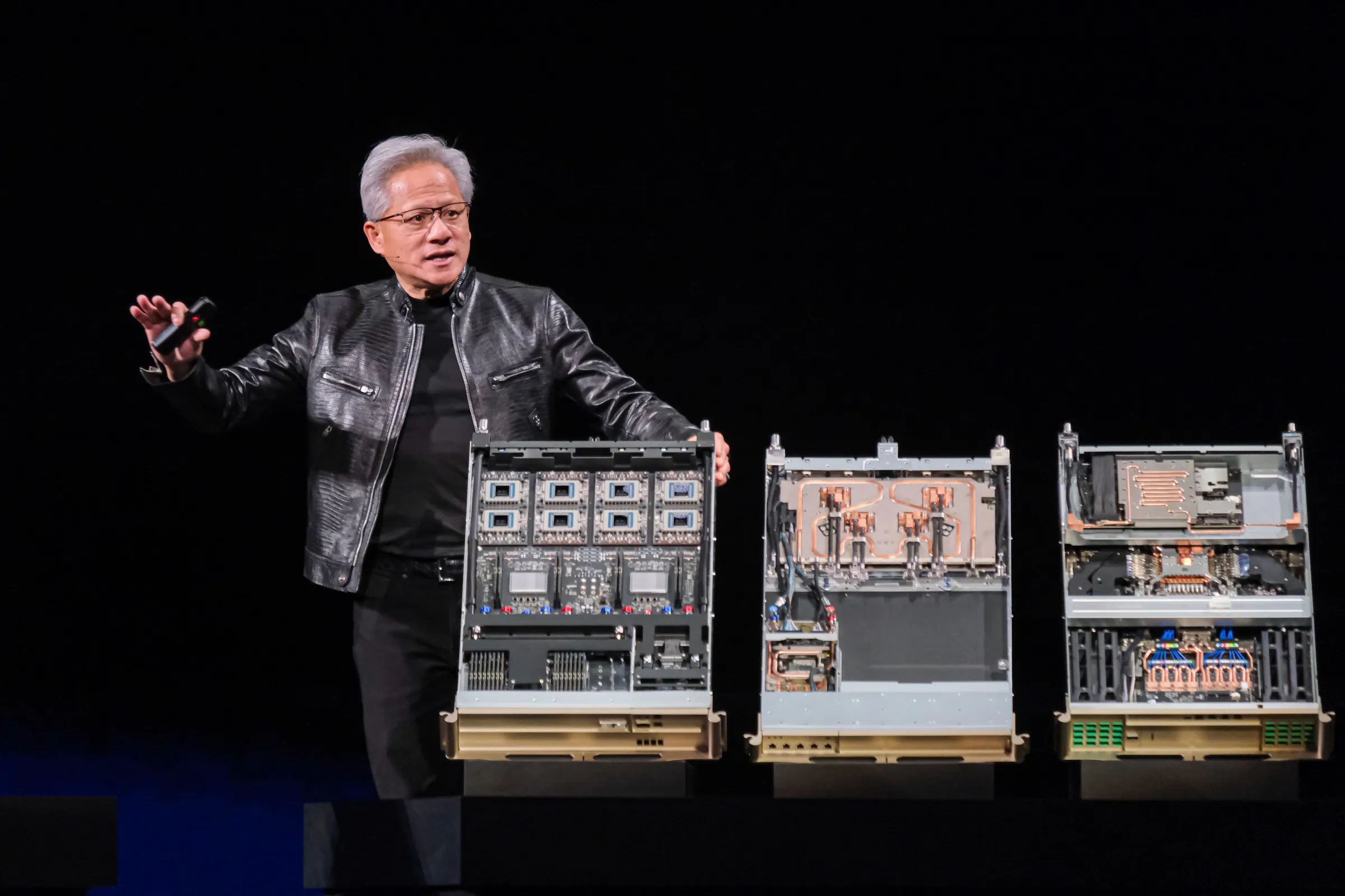 20260601-NVIDIA創辦人曁執行長黃仁勳1日於台北流行音樂中心發表「NVIDIA GTC Taipei 2026黃仁勳主題演講」,圖為Vera Rubin。(劉偉宏攝)