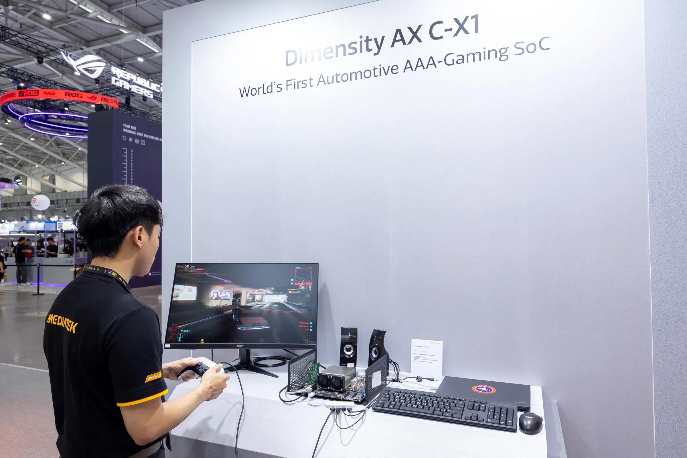 聯發科整合NVIDIA先進GPU與AI技術的天璣汽車座艙平台C-X1,與鴻海集團旗下鴻華先進策略合作導入其生態夥伴之高階車種.jpg
