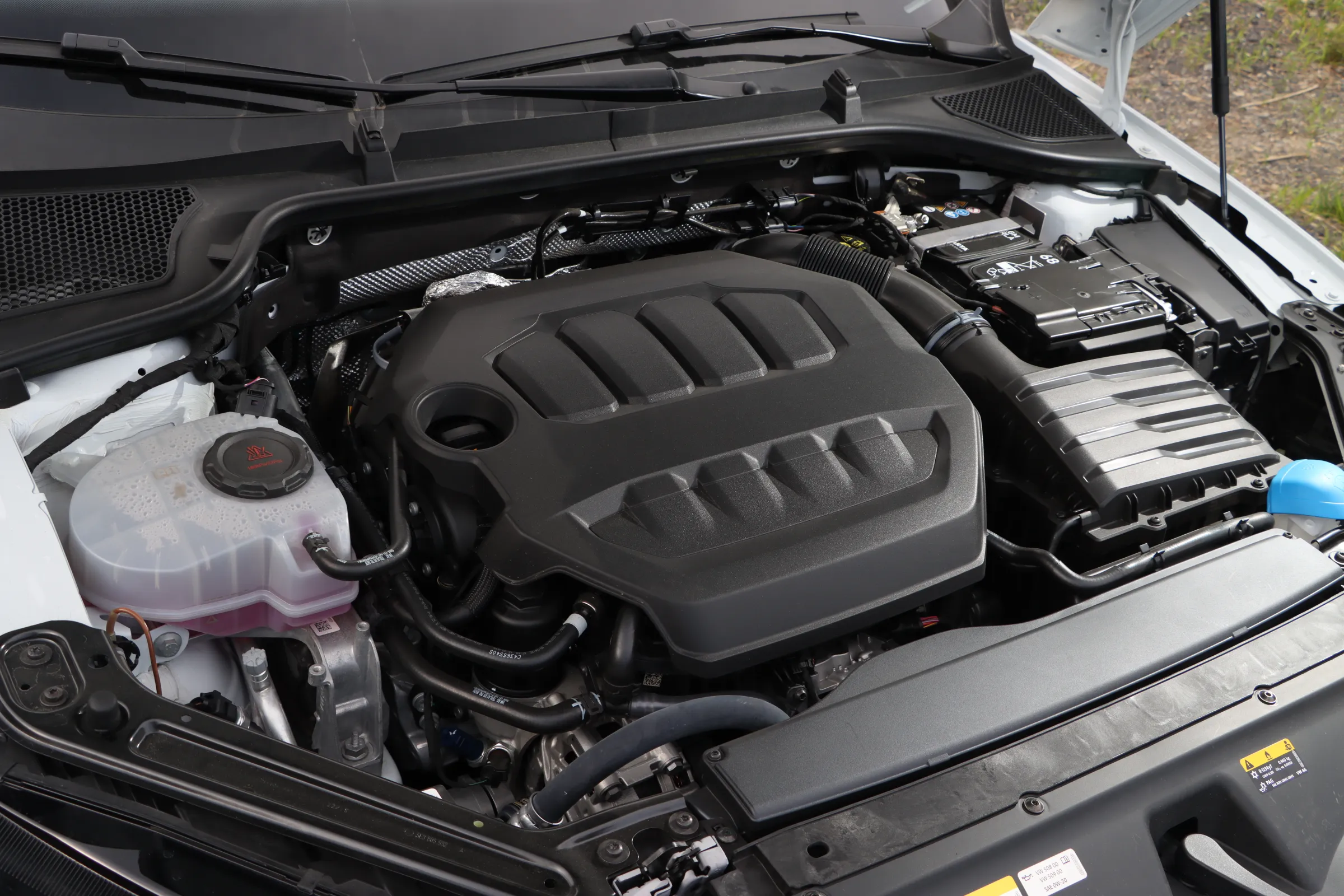 Octavia Combi 2.0 TSI 4x4車型為同級唯一全時四輪驅動旅行車,搭載第四代EA888 2.0 TSI渦輪增壓汽油引擎。(劉芯衣攝)