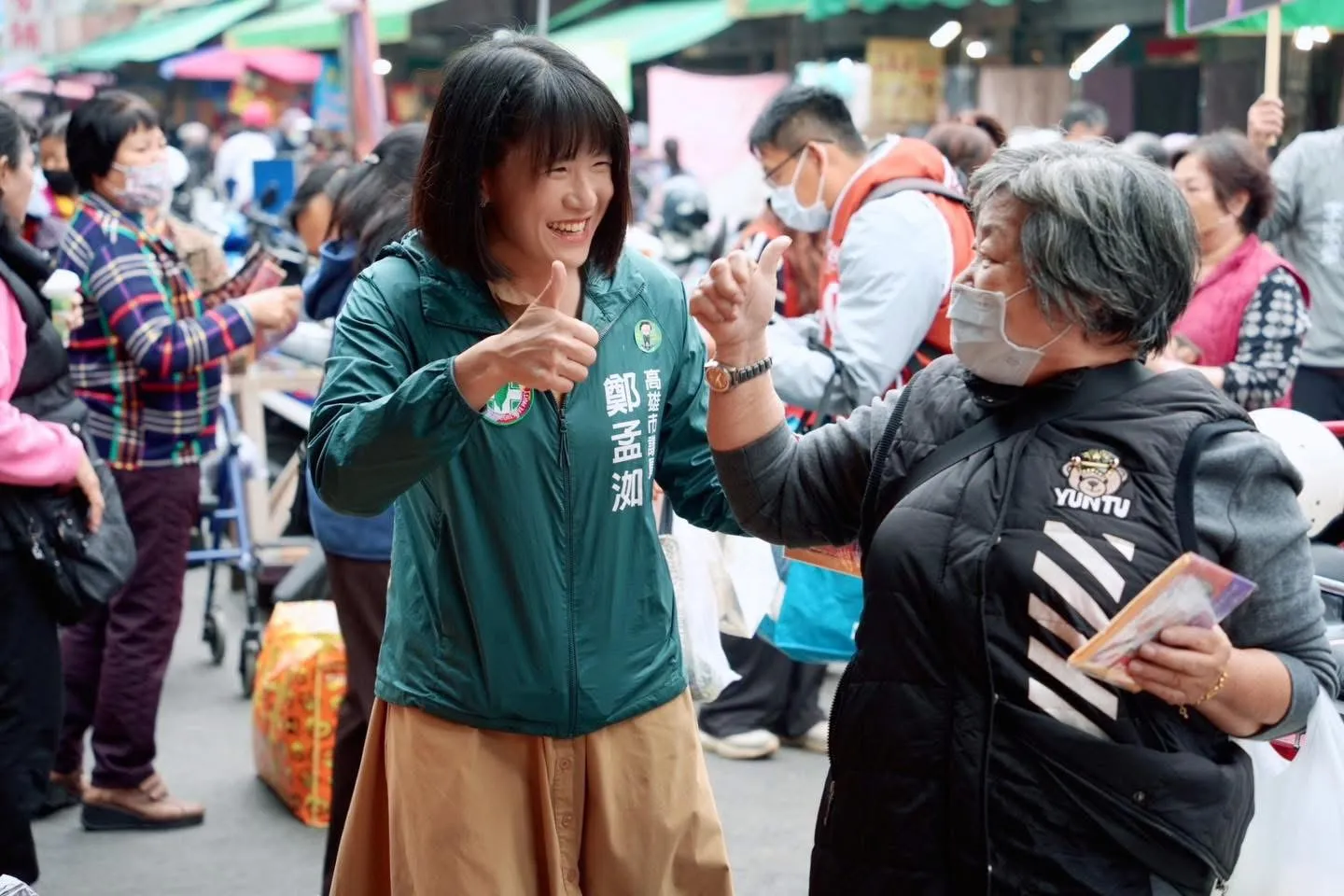 鄭孟洳在議會推動銀髮居住正義,要求市府結合社會住宅、包租代管、租屋補助及專人協助看屋,改善高齡者租屋困境。(圖/鄭孟洳服務處提供)