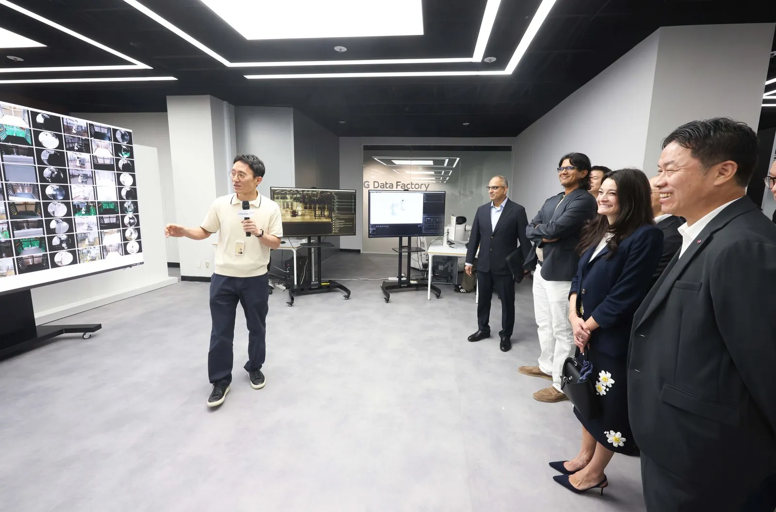 LG集團與NVIDIA簽署合作備忘錄後僅隔四日再度會面,展現雙方加速機器人事業商業化的決心。(圖/LG提供)