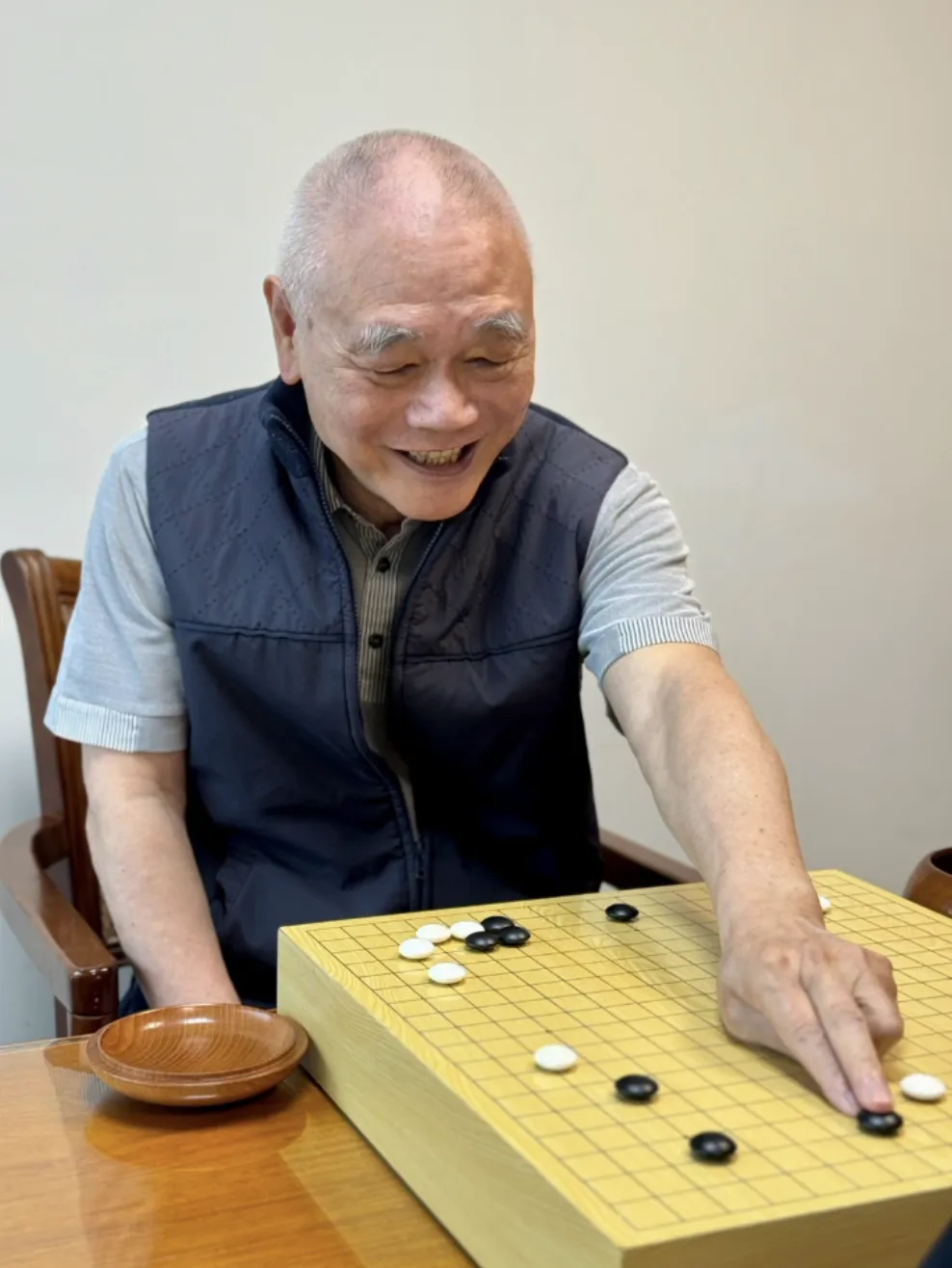 玄樂盃贊助者呂水上。(海峰棋院)