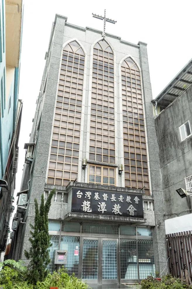 龍潭教會,走進鍾家世代相承的信仰風景。(攝影/吳宙棋)