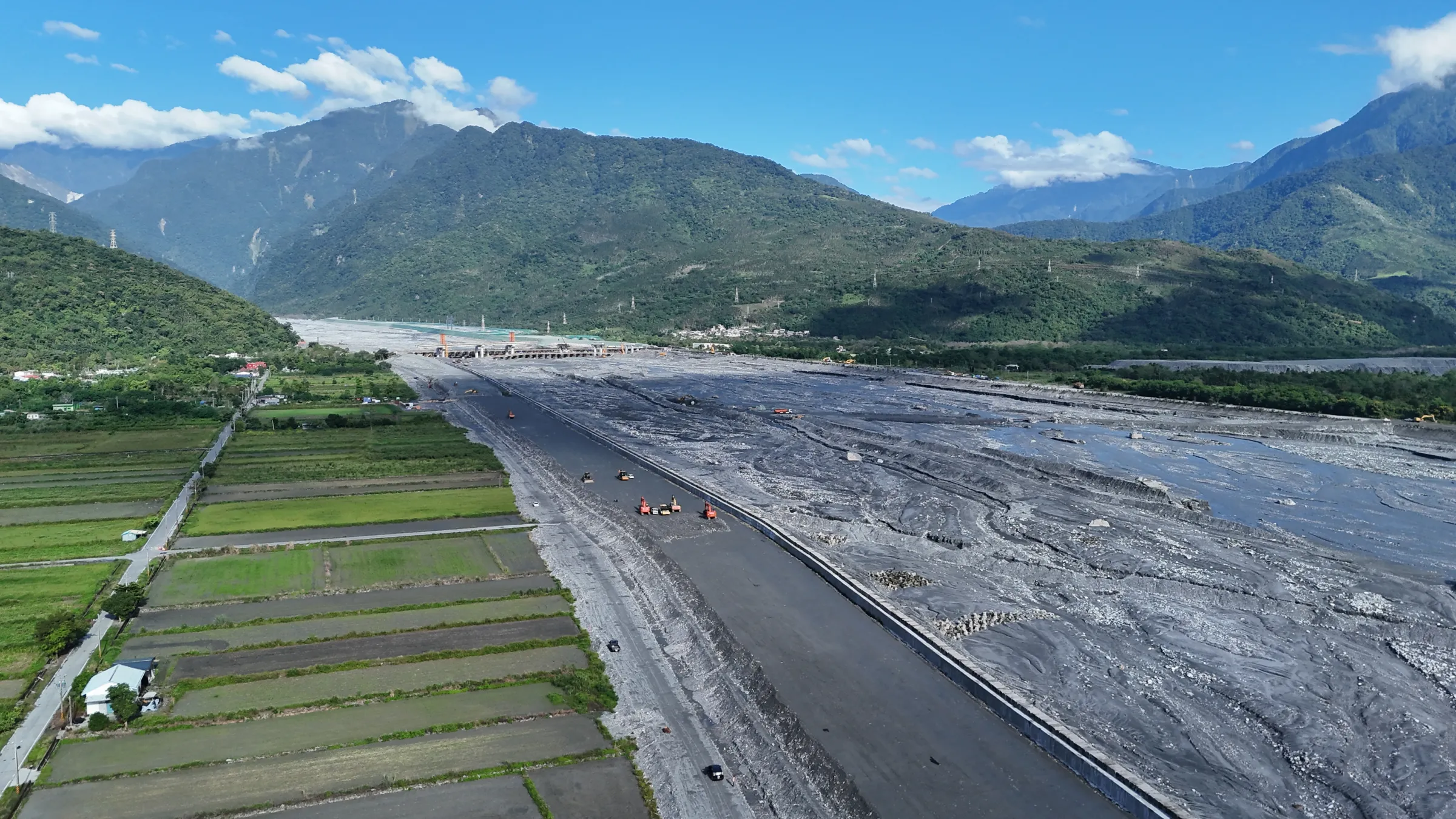 馬太鞍「一心、一林、兩低地、雙網」重建願景,其中牽涉到141公頃的「造林復育」。(方儉攝)