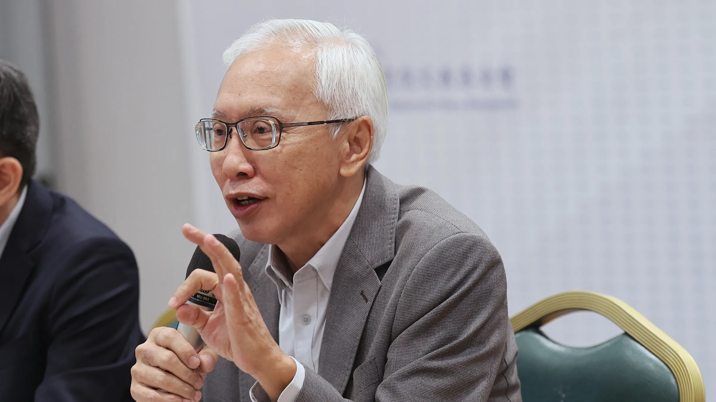 20260926-亞太和平研究基金會執行長董立文26日出席國策研究院文教基金會「二次川習會與美中博弈」座談會。(柯承惠攝)