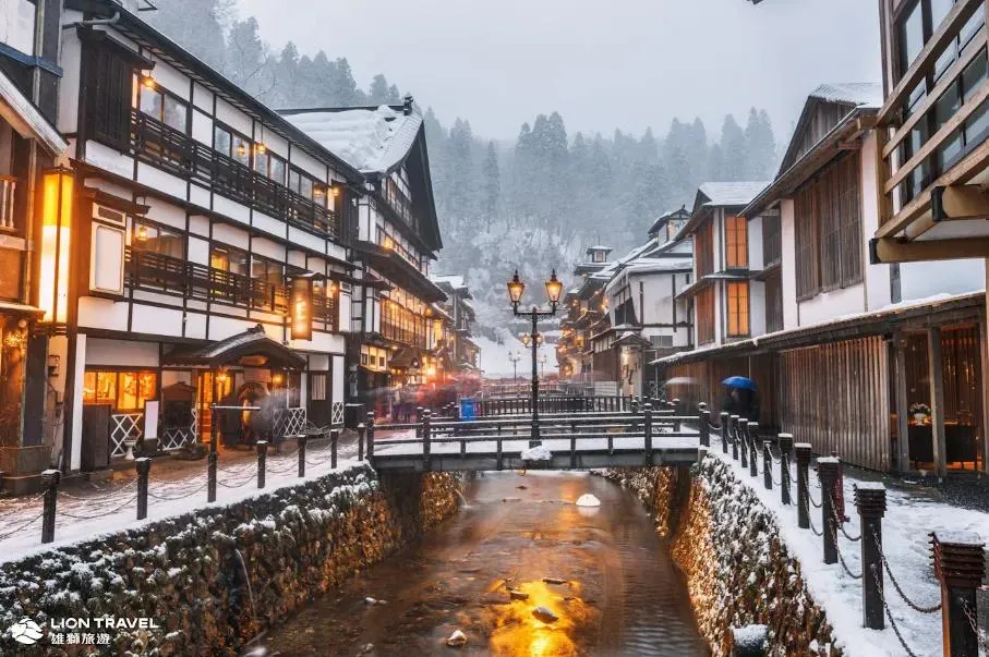 2026日本十大人氣溫泉 No.1 銀山溫泉。(圖/網路溫度計提供)