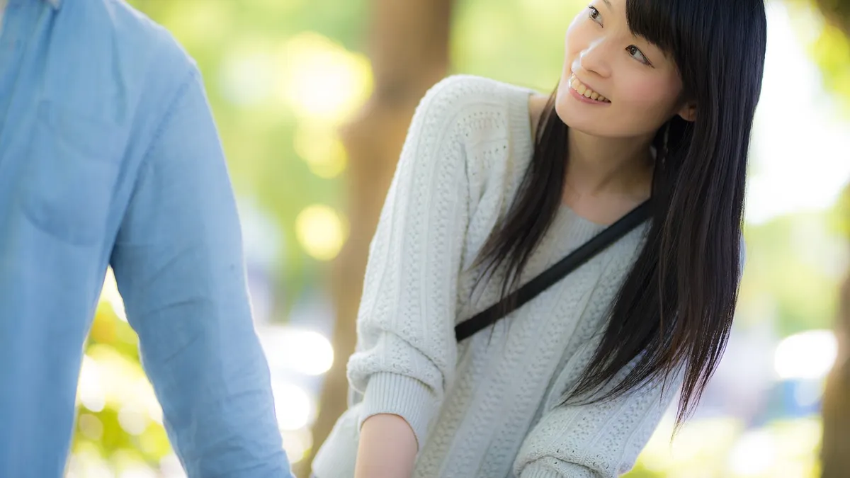 我們一起出門去玩吧!「出門」的英文怎麼說?