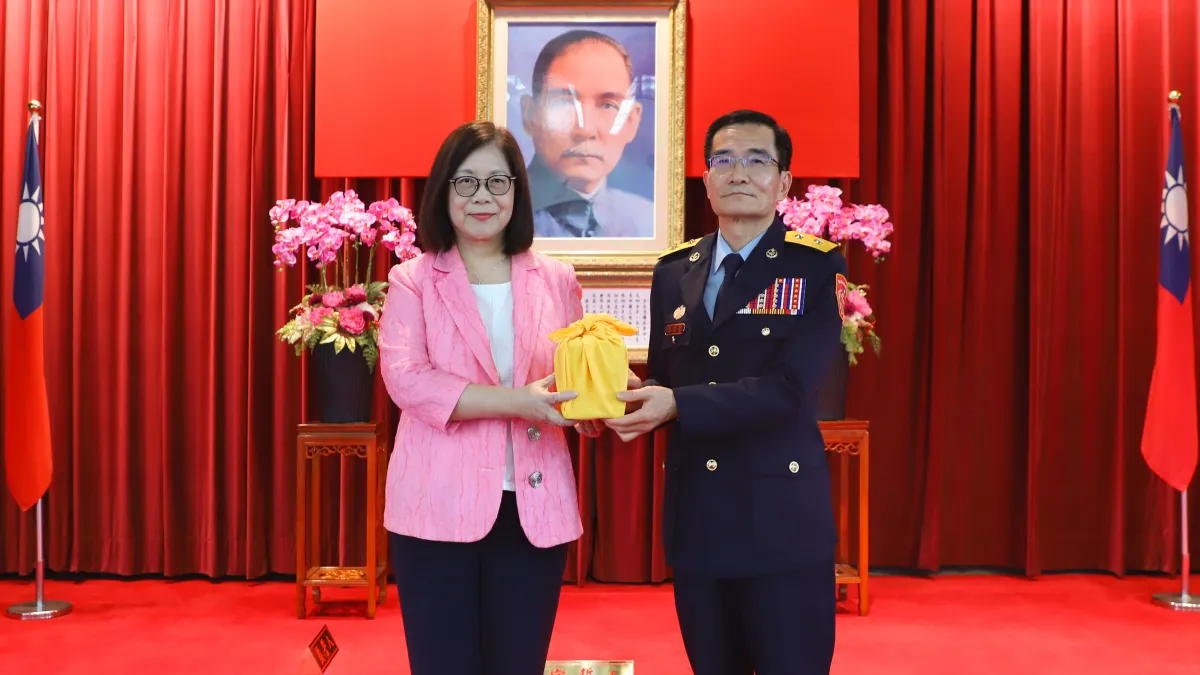 張忠龍接任海巡署長!24年來首位體系內出身 賴清德國安團隊警職色彩重 | 新聞 - 風傳媒