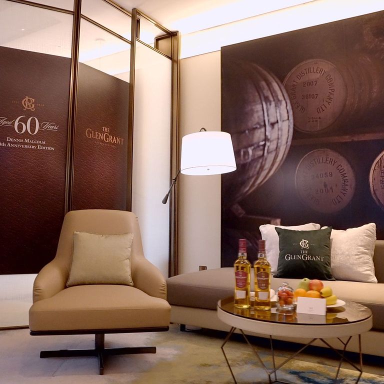 格蘭冠台灣總代理欣利實業特別與「超五星級」的台北美福大飯店合作,打造全球唯一、限量五間的「格蘭冠專屬尊爵套房」。(圖/格蘭冠提供)