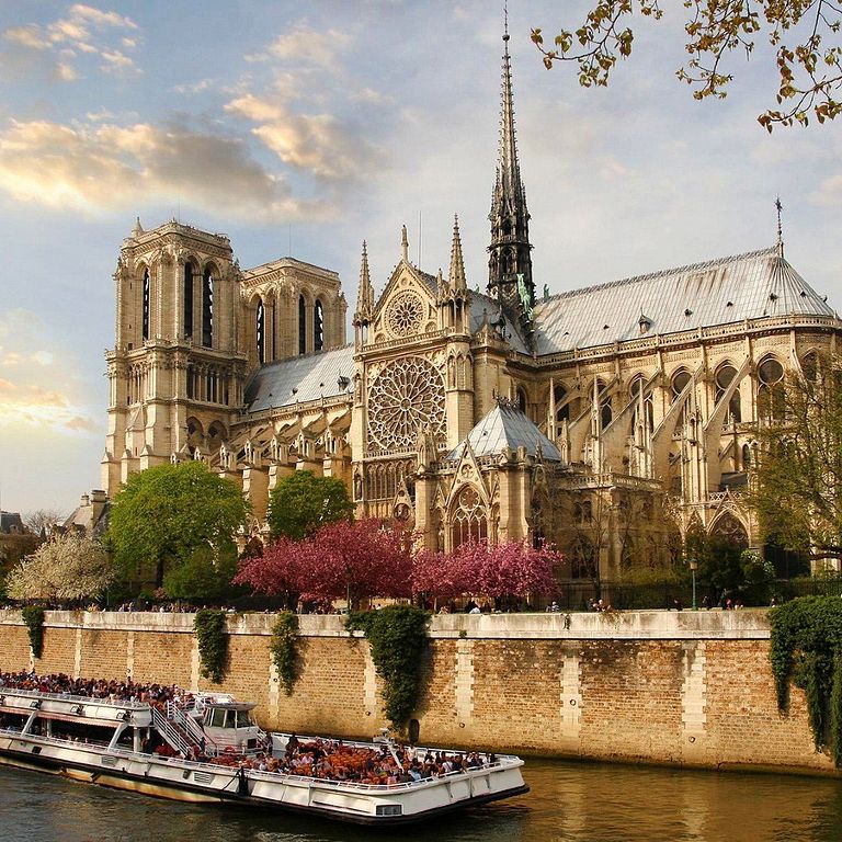 巴黎聖母院(圖/@jesus_osorior X)