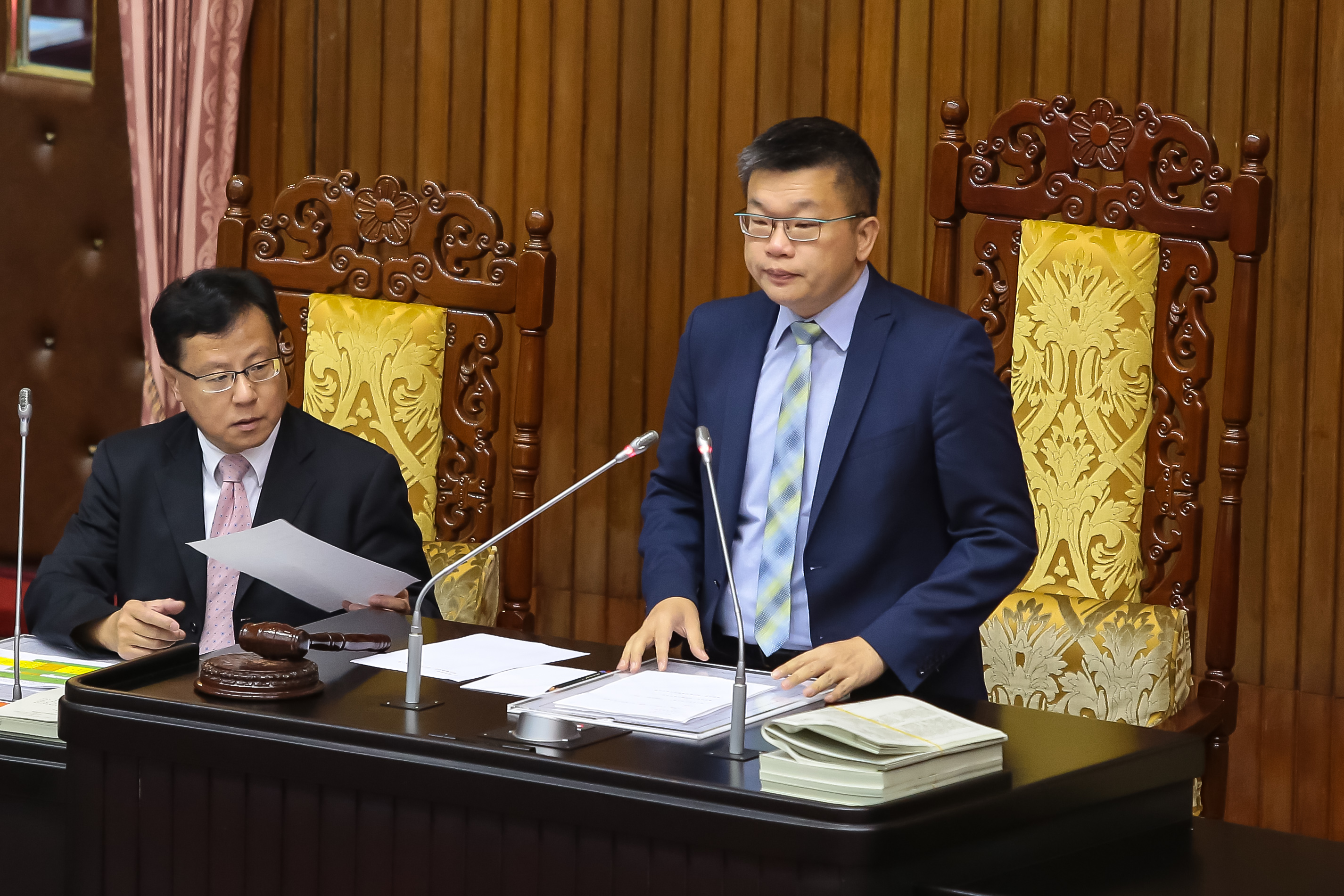 退休教職員年改大學教授最傷，平均每月砍3、4萬| 林上祚| 新聞- 風傳媒