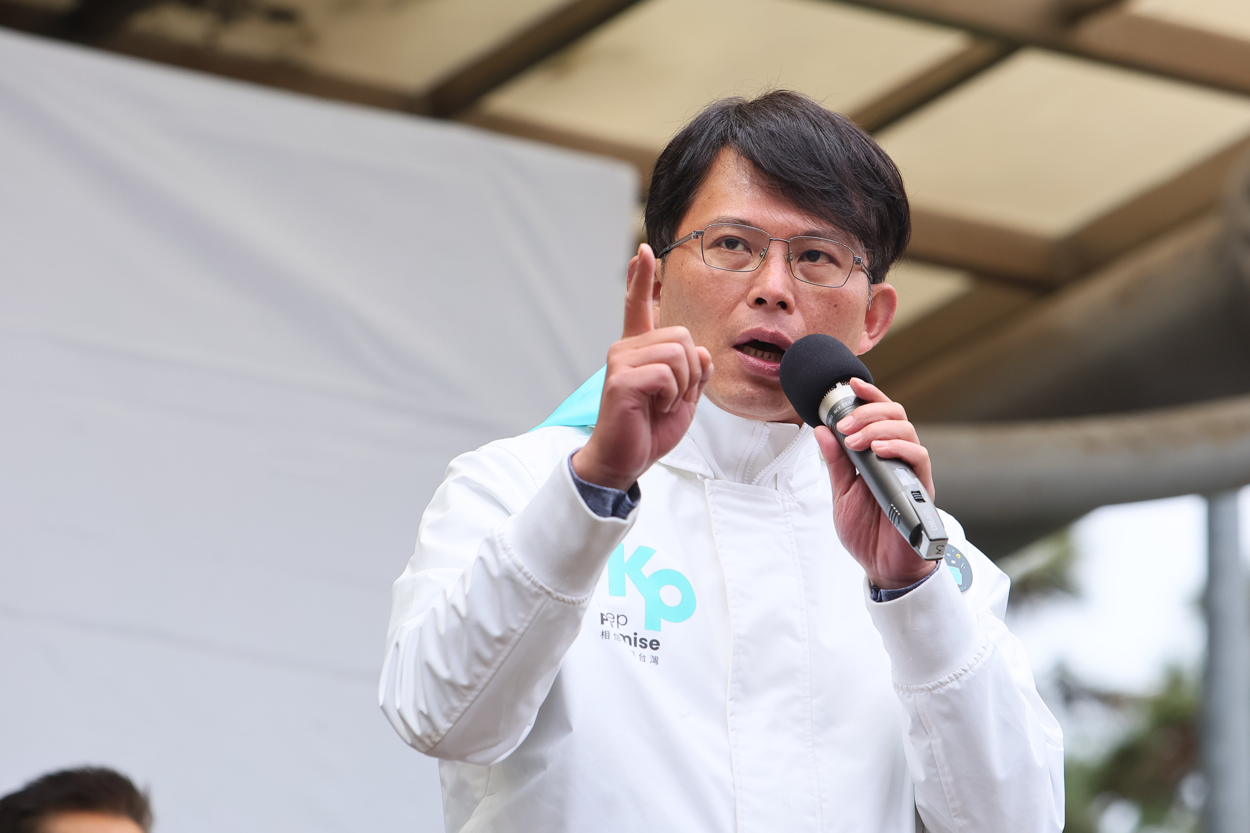 ACE王牌交易所」詐騙吸金案！名律師王晨桓撒黑錢遭逮檢扣押4.7億元、麥拉倫| 陳怡穎| 風生活- 風傳媒