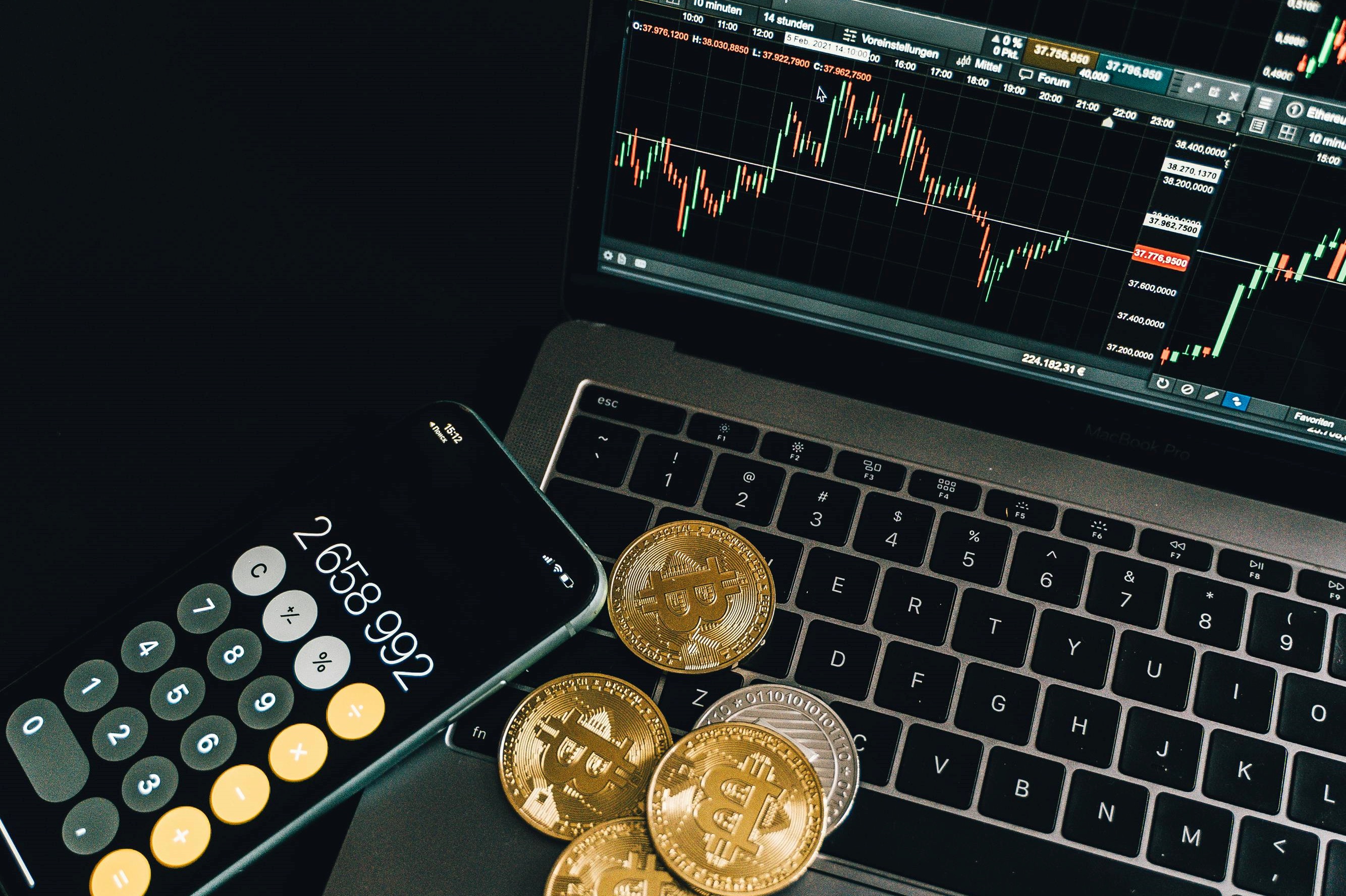 比特幣「3天跳水2次」慘跌原因是什麼？近18萬人遭強制平倉交易所執行長：慘況再次上演| 周育信| 風生活- 風傳媒