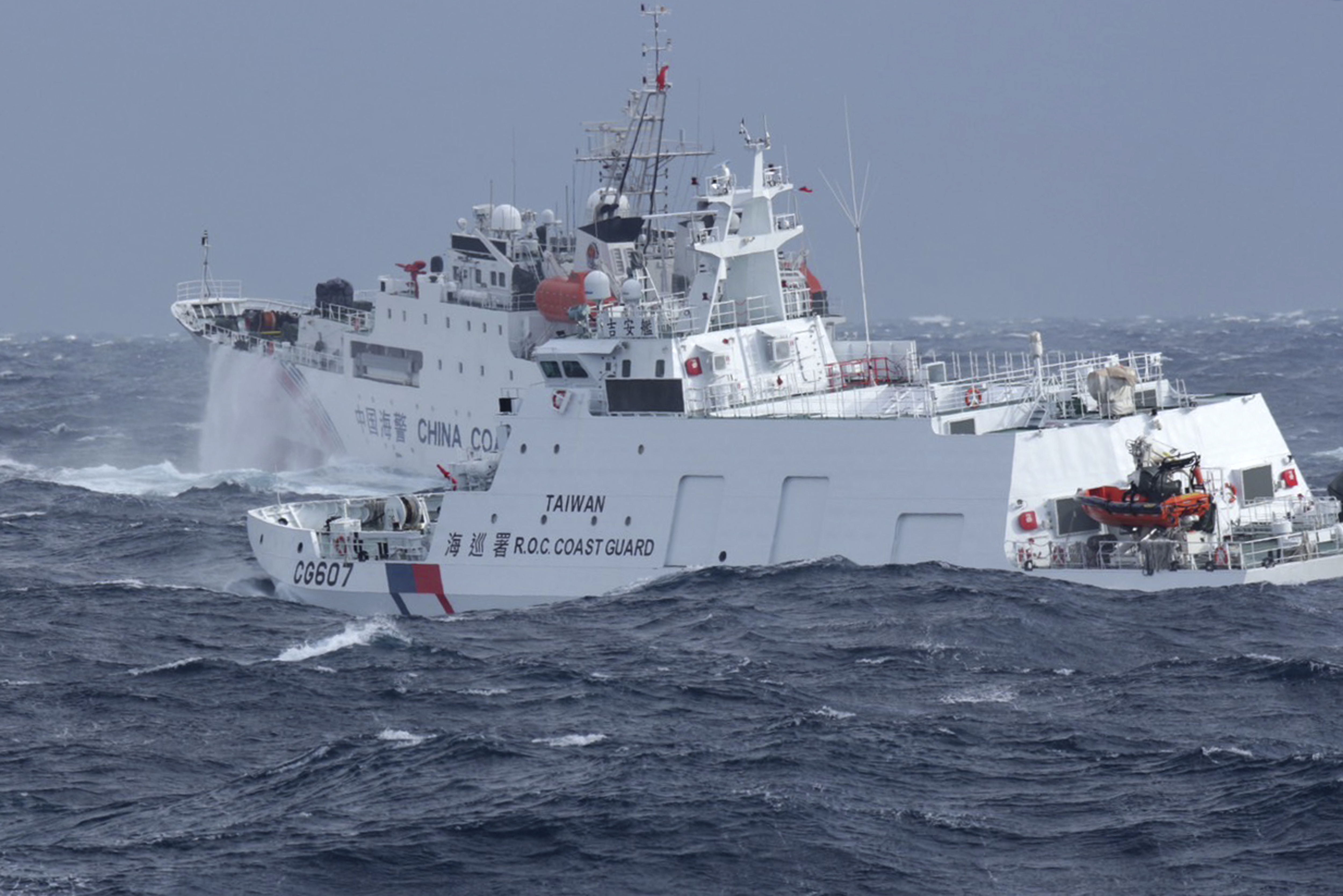 舞台裏】中国軍、正体不明の大規模軍事行動 ― 台湾包囲の新戦略か | 晏明強 | ニュース - 風傳媒日本語版