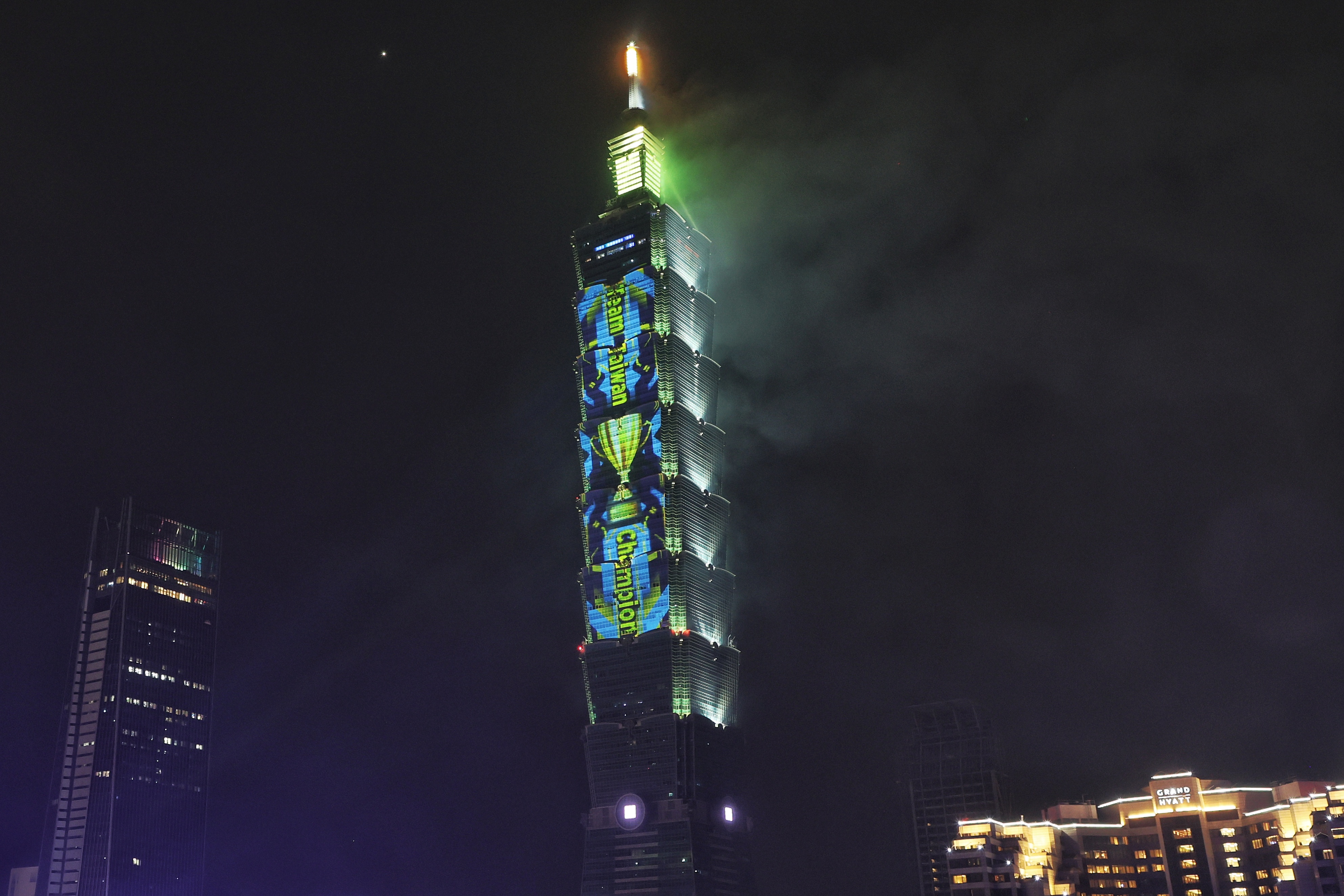 不是台灣、美國！「1國家」股市2025年狂飆40%，擠入全球前10強掀全民炒股潮| 魏甫丞| 風生活- 風傳媒