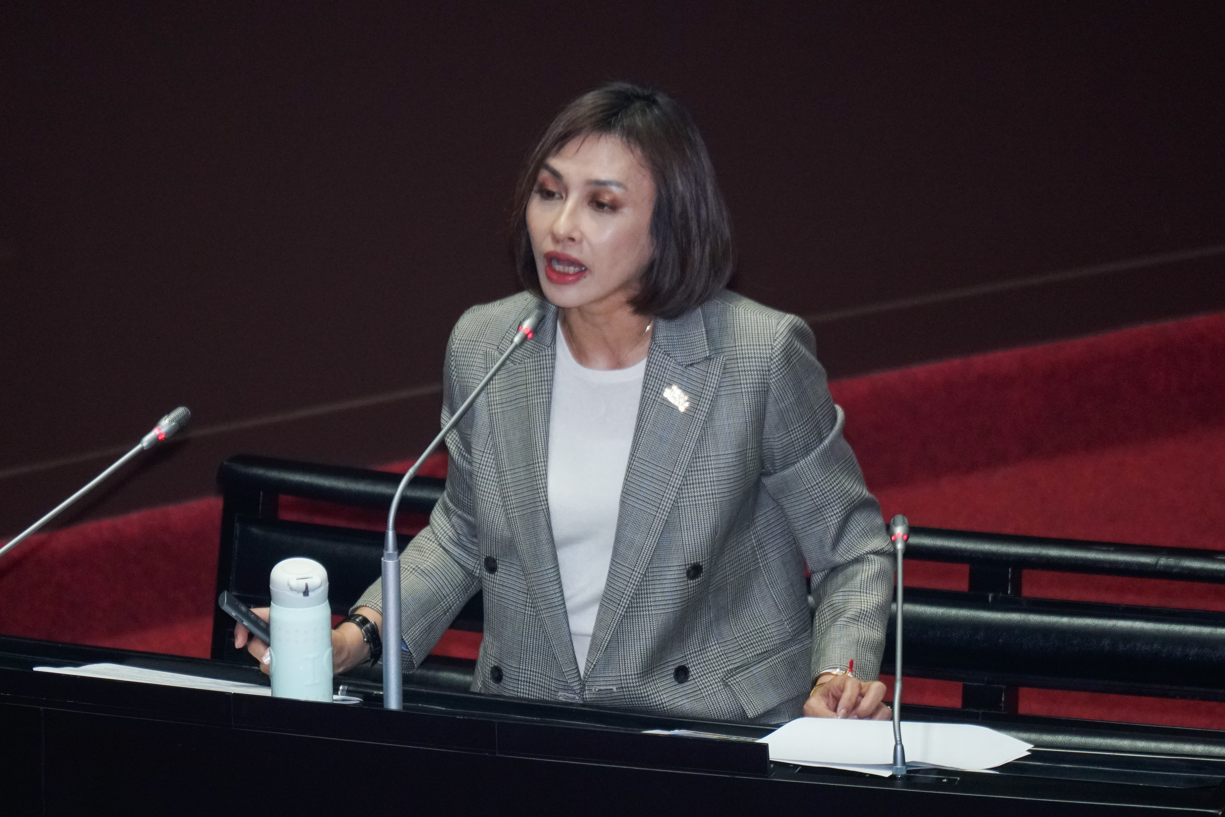 台股主升段才剛開始？基本面獲利支撐，杜金龍：台積電會旺到「這價錢」 | 下班經濟學| 財經- 風傳媒