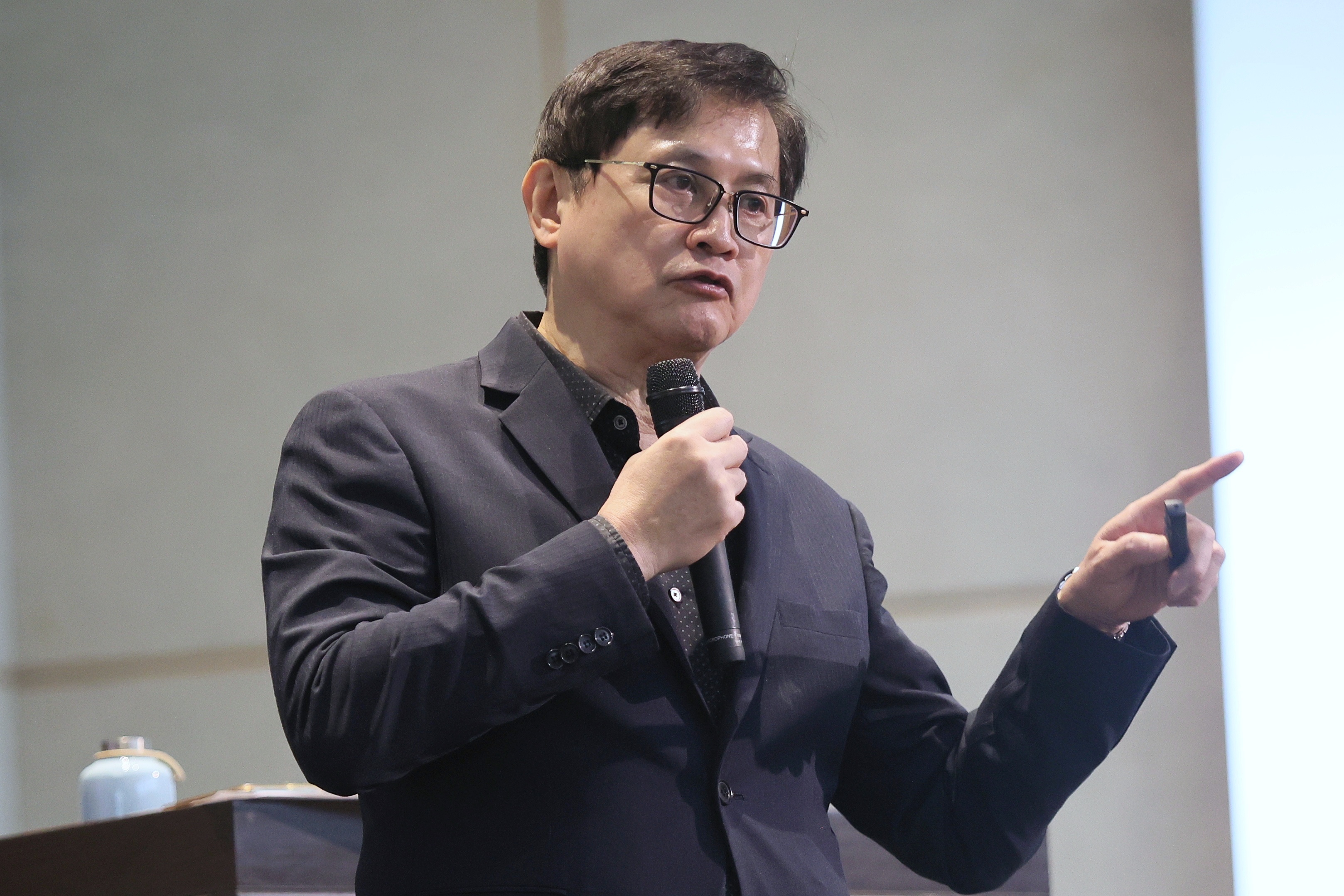 童子賢再批政府能源政策失敗：綠能對環境不友善，不能稱為「綠」 | 李孟恩| 新聞- 風傳媒