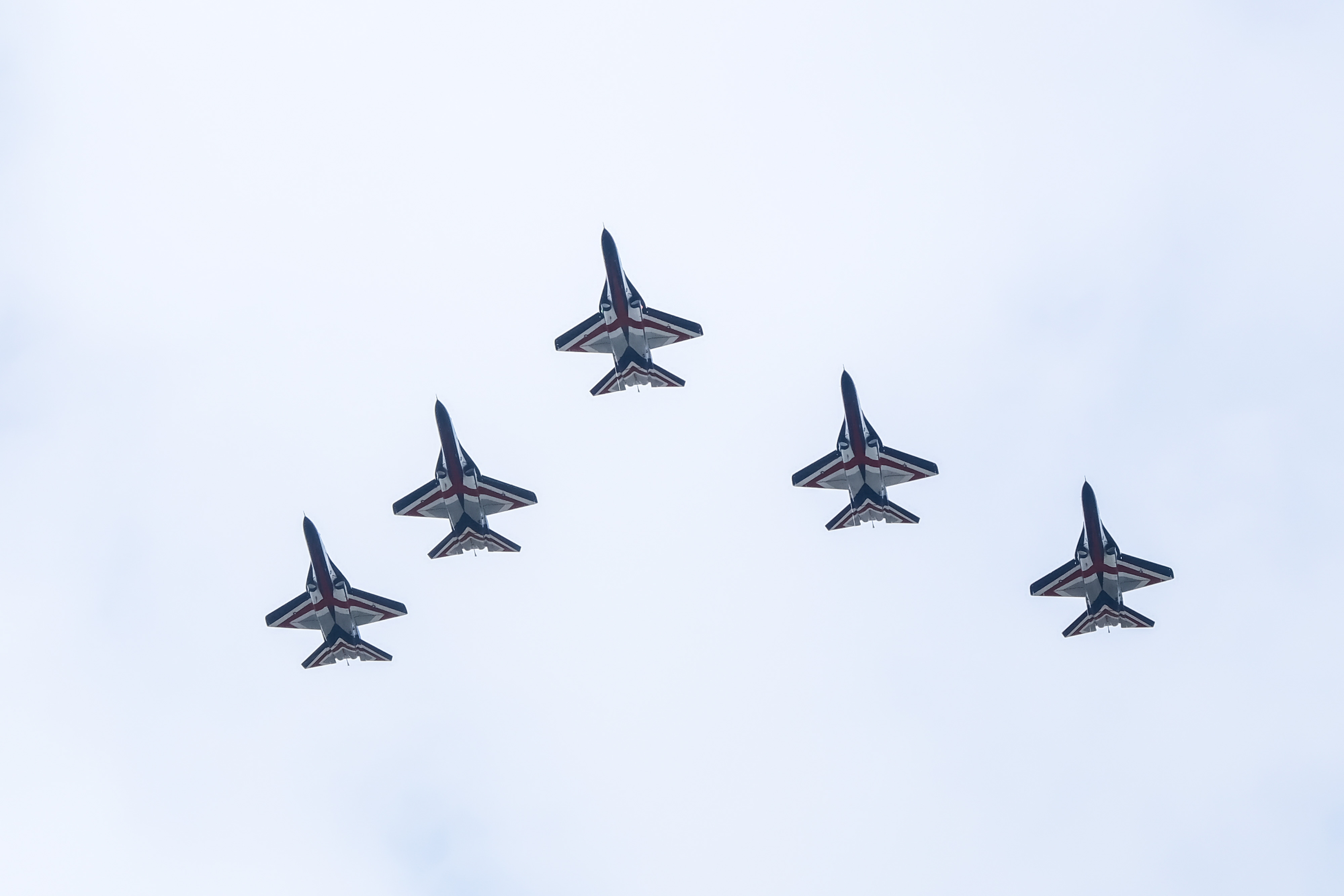 軍工股逆勢上攻！方亞申：漢翔、千附精密搶下軍工紅利| 下班經濟學| 風生活- 風傳媒