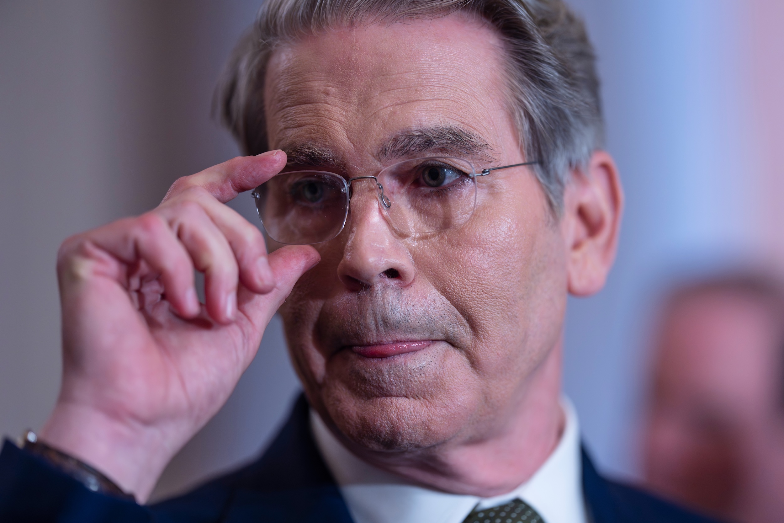 新台幣見28字頭！現在可以便宜買美元嗎？專家曝關鍵：「1時間」進場賺更多| 風生活綜合報導| 風生活- 風傳媒