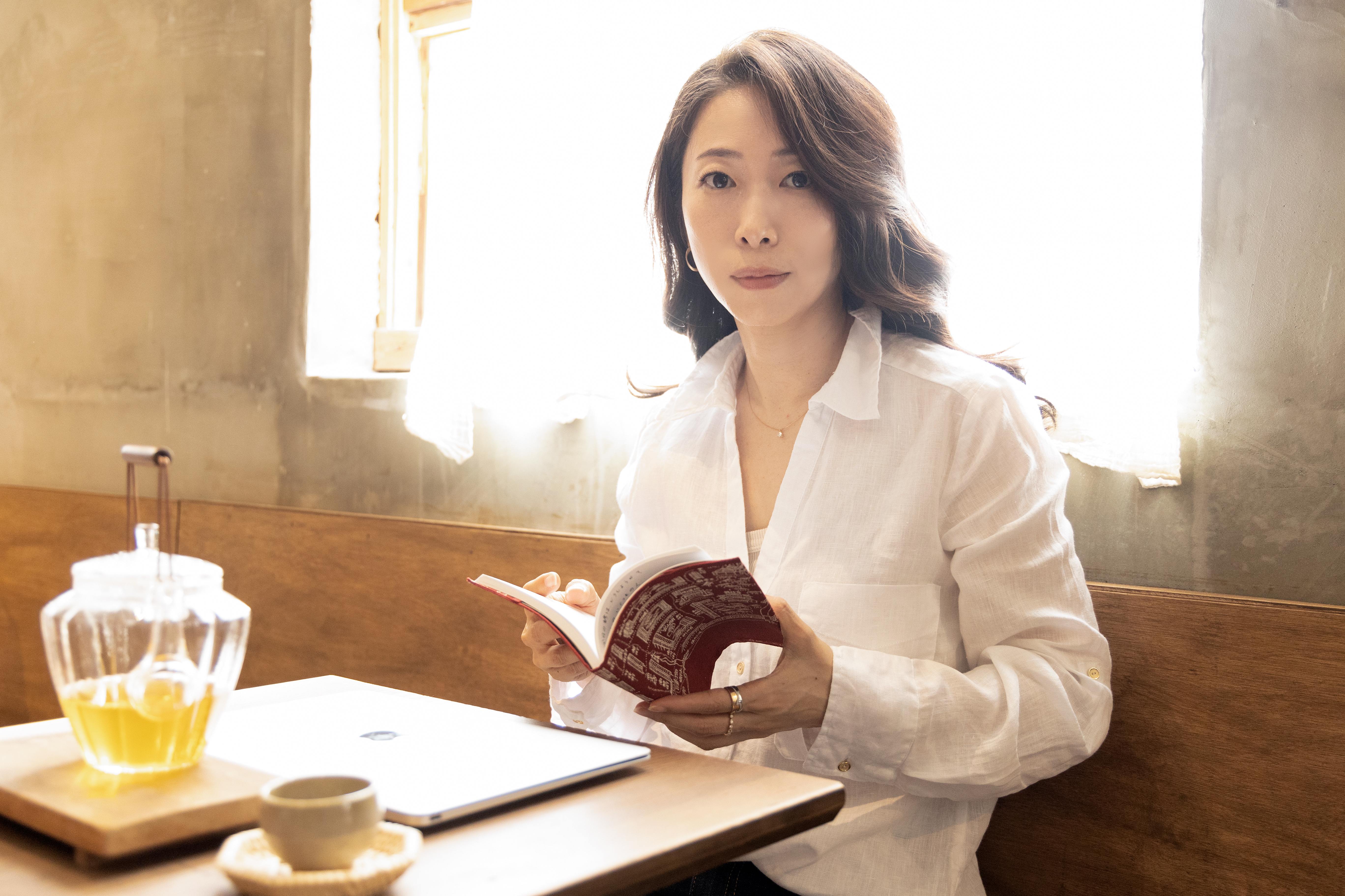 貴重　証明付き　WWE ロック　チャイナ　直筆サイン入り　NEWS week 貴重 証明付き WWE ロック チャイナ 直筆サイン入り NEWS week