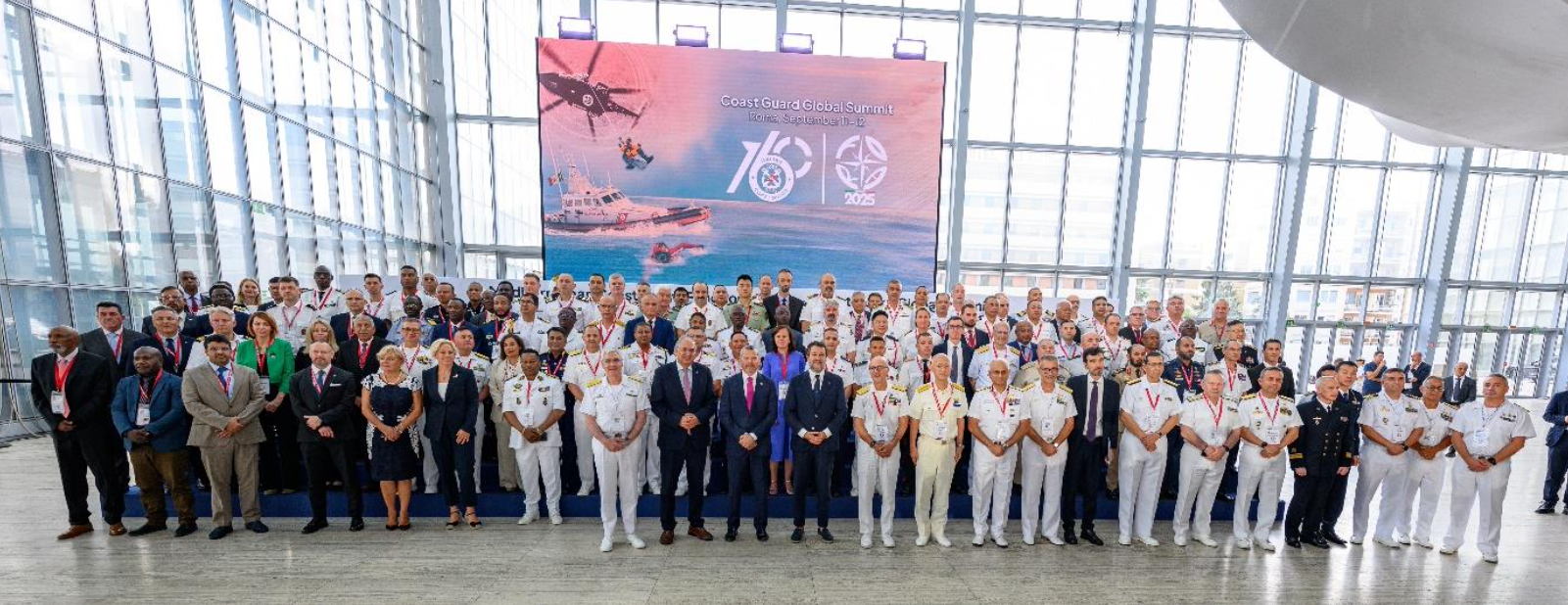 海上保安庁五十年史 海上保安庁 海上保安協会 平成11年 海上保安庁五十年史 海上保安庁 海上保安協会 平成11年 - メルカリ