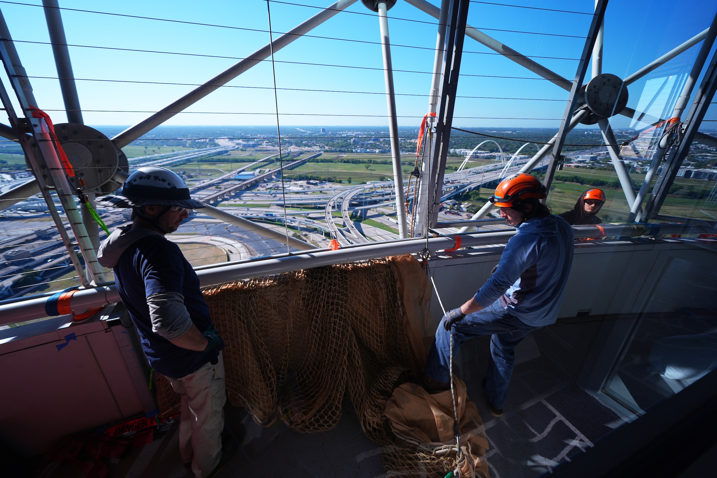 盤前重點》美股休市不平靜！台指期夜盤重挫、融資暴增，台股高檔「壓力測試」 | 下班經濟學| 風生活- 風傳媒