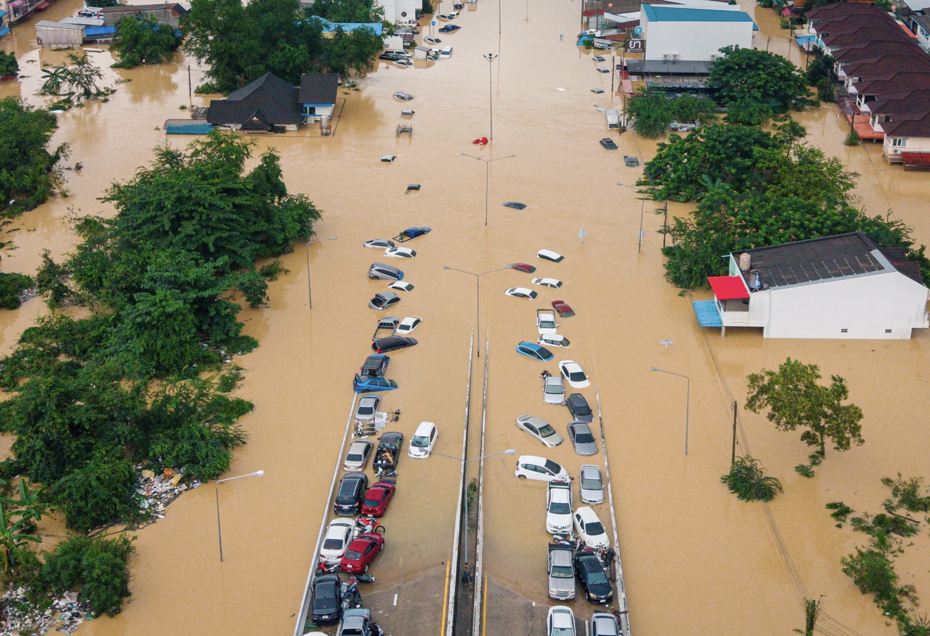 南アジアを直撃したサイクロン・ディトワで死者900人超 インドネシア