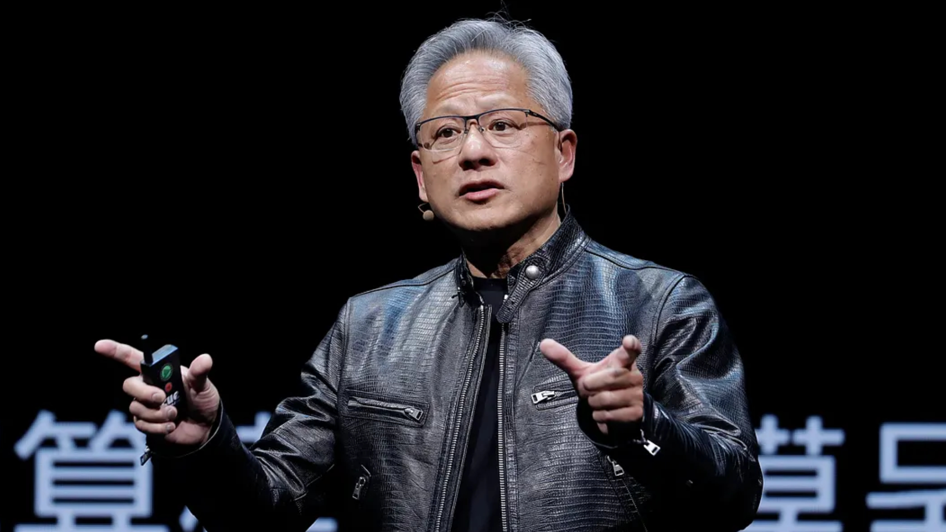 祖克柏、巴菲特不是第一！2025年全球富豪排行「冠軍是他」，黃仁勳身價破千億美元殺進前10 | 魏甫丞| 風生活- 風傳媒