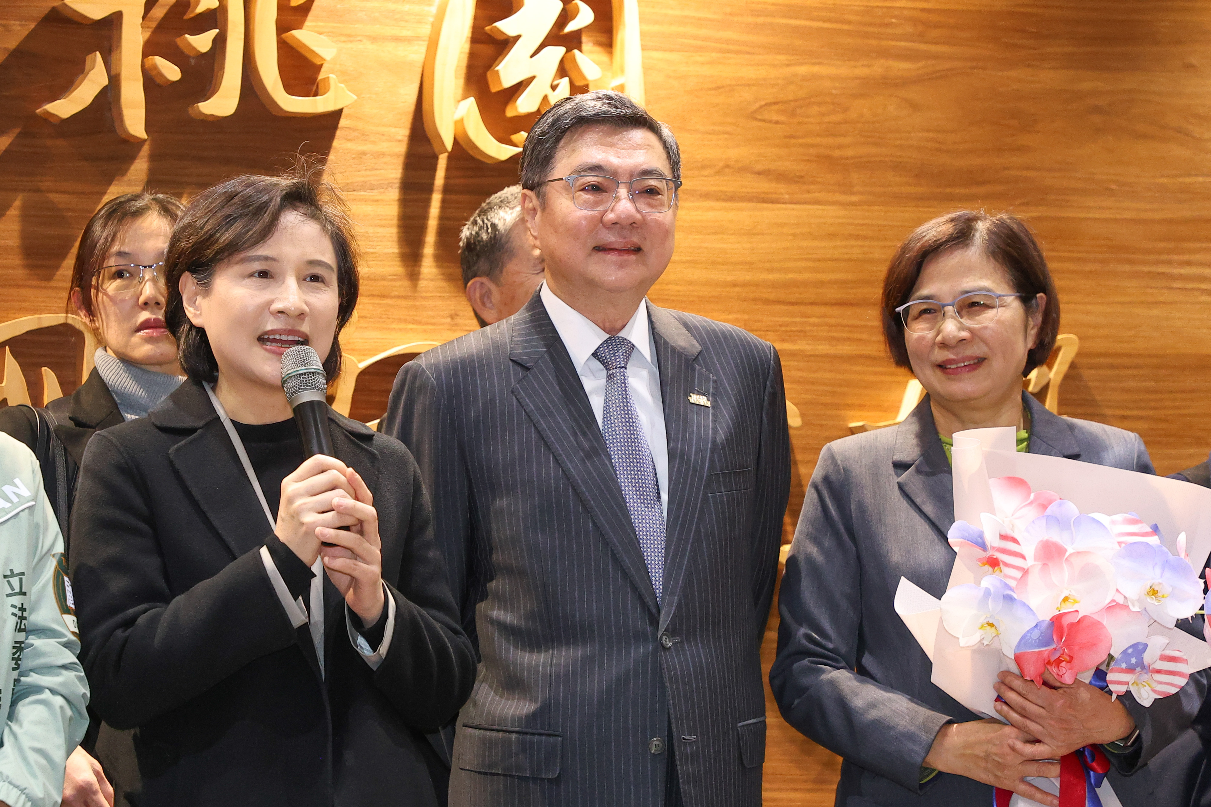 盤前重點》美股休市不平靜！台指期夜盤重挫、融資暴增，台股高檔「壓力測試」 | 下班經濟學| 風生活- 風傳媒