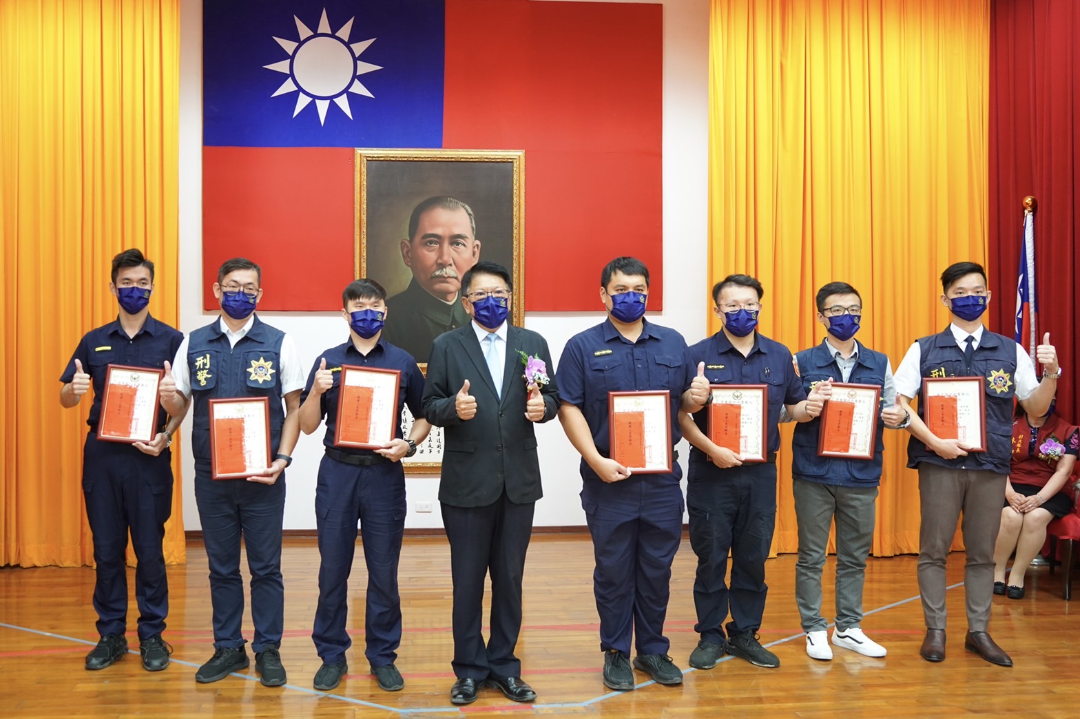 通膨、升息引爆美股重挫，但為何墜入空頭稱為「熊市」？可能持續多久？ | 中央社| 風生活- 風傳媒