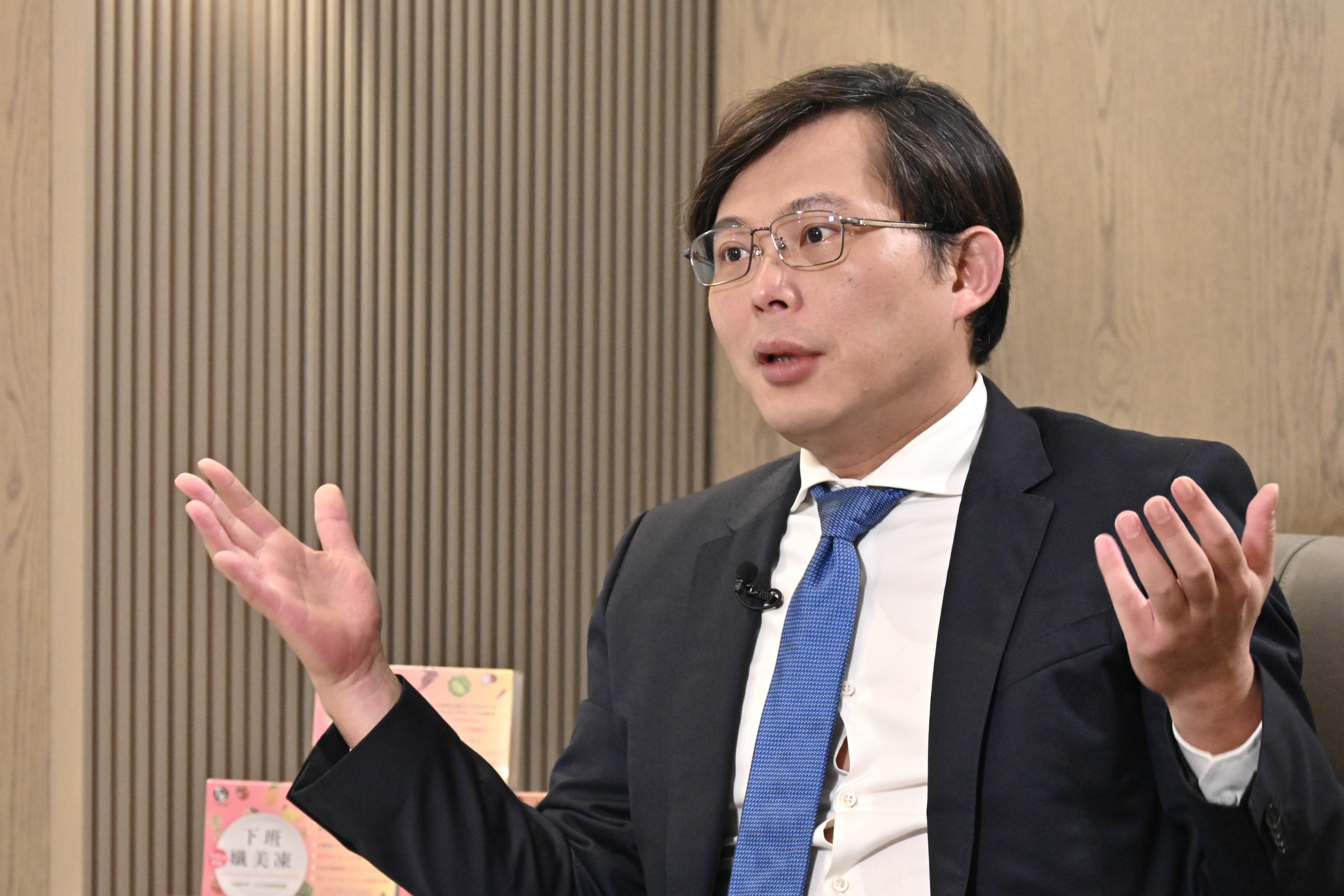 雜糧基金會養民進黨米蟲」 黃國昌揭坐領高薪、公費宴客、養樁腳行徑| 許詠晴| 新聞- 風傳媒