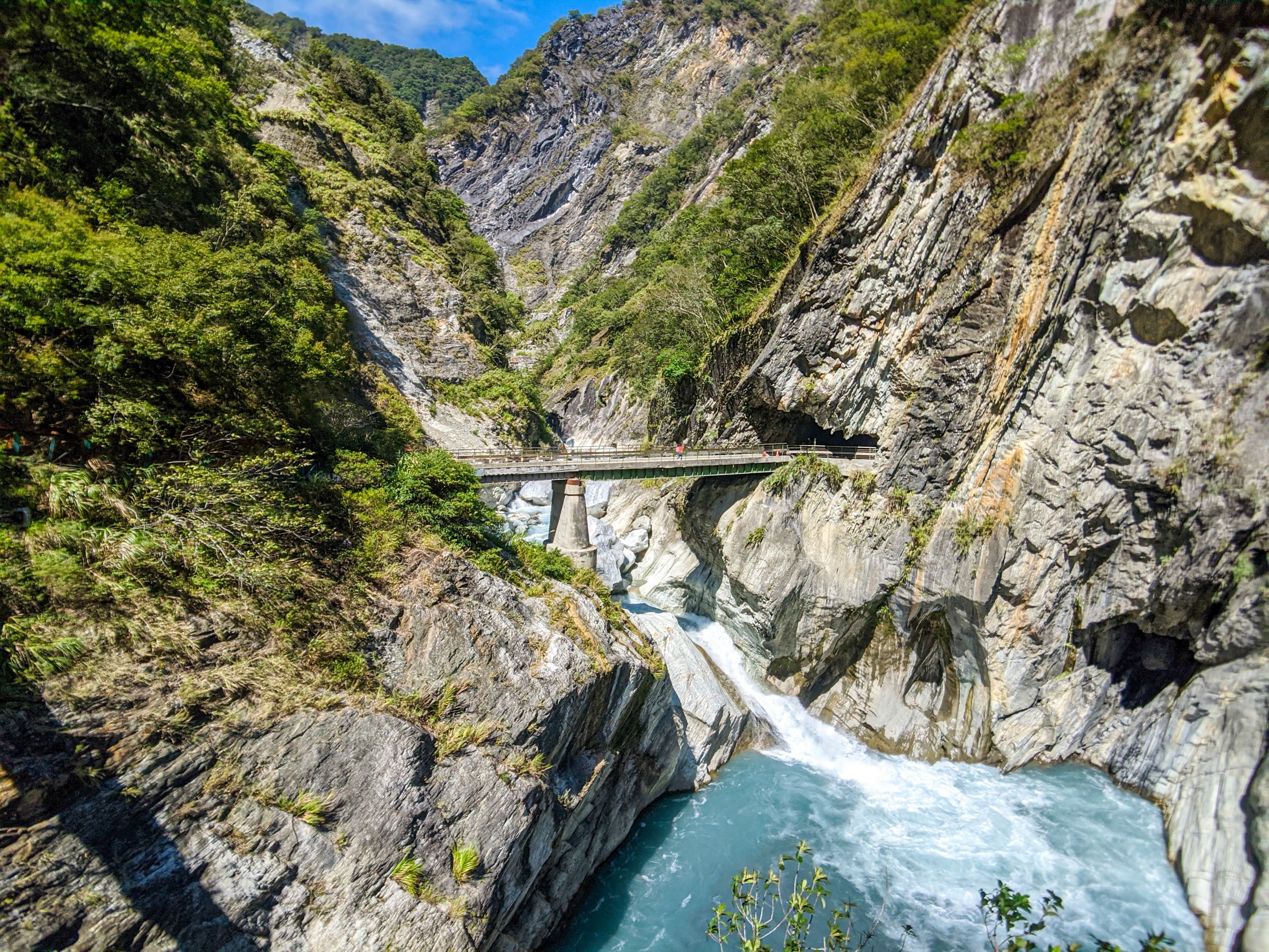 旅行》 タロコ・墾丁も抑え、台湾人気No.1の国立公園はココ！ 451万人